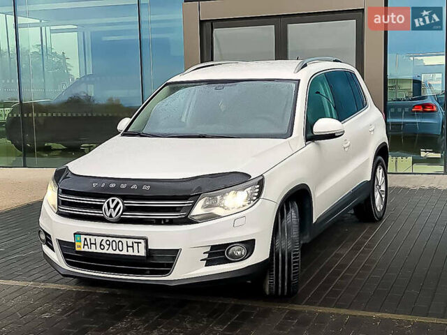 Белый Фольксваген Тигуан, объемом двигателя 2 л и пробегом 236 тыс. км за 13500 $, фото 11 на Automoto.ua