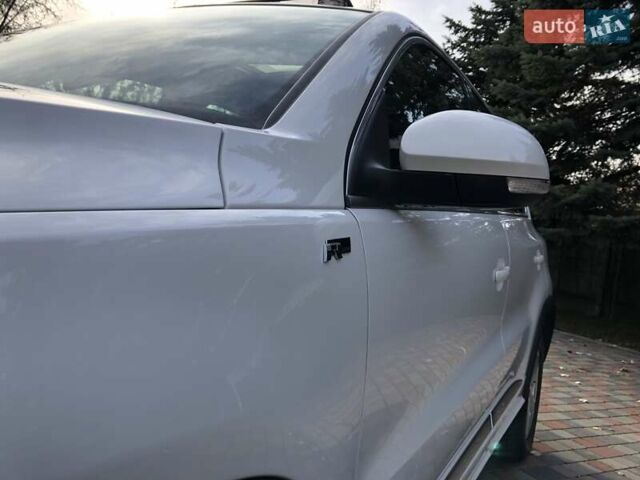 Білий Фольксваген Тігуан, об'ємом двигуна 2 л та пробігом 165 тис. км за 13600 $, фото 23 на Automoto.ua