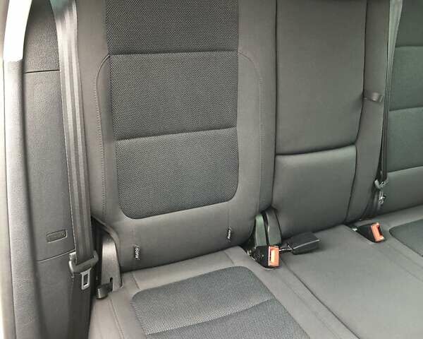 Білий Фольксваген Тігуан, об'ємом двигуна 2 л та пробігом 165 тис. км за 13600 $, фото 39 на Automoto.ua