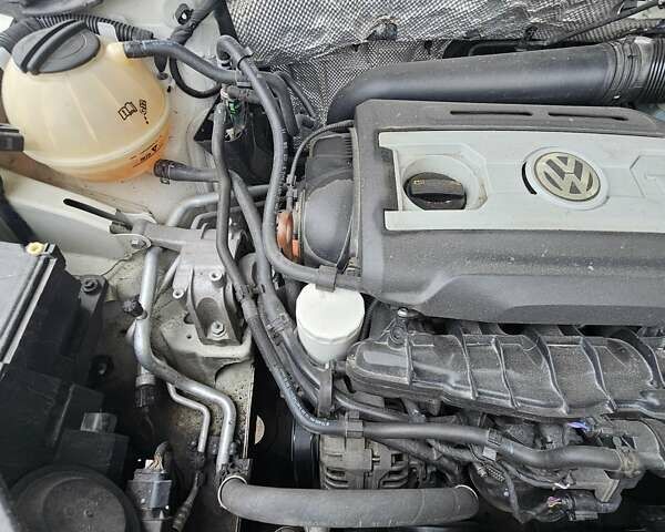 Білий Фольксваген Тігуан, об'ємом двигуна 1.98 л та пробігом 162 тис. км за 11800 $, фото 39 на Automoto.ua