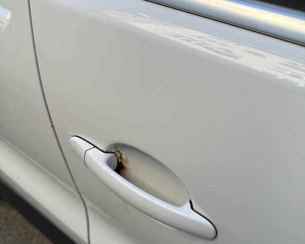 Білий Фольксваген Тігуан, об'ємом двигуна 1.98 л та пробігом 216 тис. км за 9500 $, фото 12 на Automoto.ua