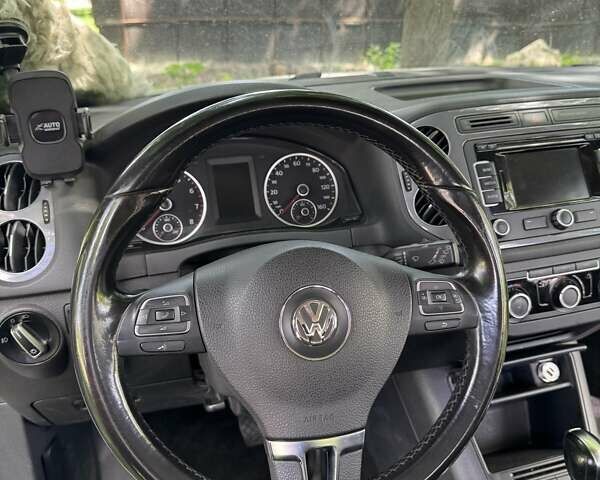 Белый Фольксваген Тигуан, объемом двигателя 1.98 л и пробегом 208 тыс. км за 10600 $, фото 5 на Automoto.ua