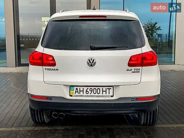Белый Фольксваген Тигуан, объемом двигателя 2 л и пробегом 236 тыс. км за 12800 $, фото 6 на Automoto.ua