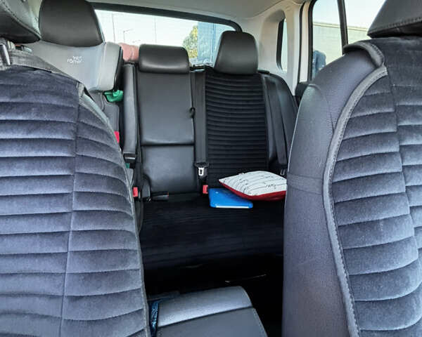 Белый Фольксваген Тигуан, объемом двигателя 1.98 л и пробегом 229 тыс. км за 13500 $, фото 19 на Automoto.ua