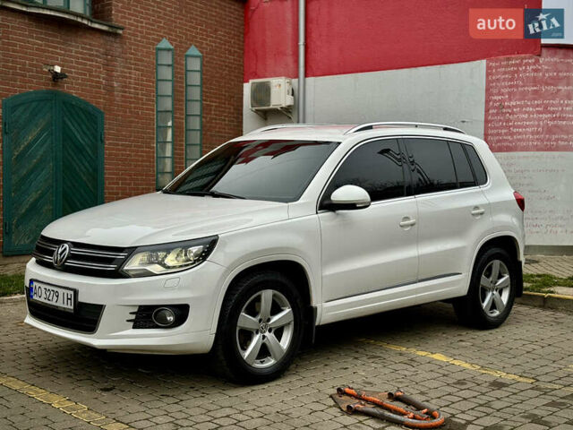 Белый Фольксваген Тигуан, объемом двигателя 1.97 л и пробегом 257 тыс. км за 14999 $, фото 6 на Automoto.ua