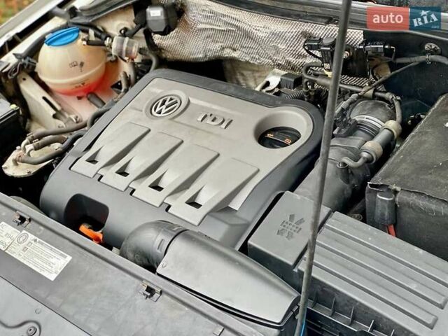 Белый Фольксваген Тигуан, объемом двигателя 2 л и пробегом 236 тыс. км за 12800 $, фото 38 на Automoto.ua