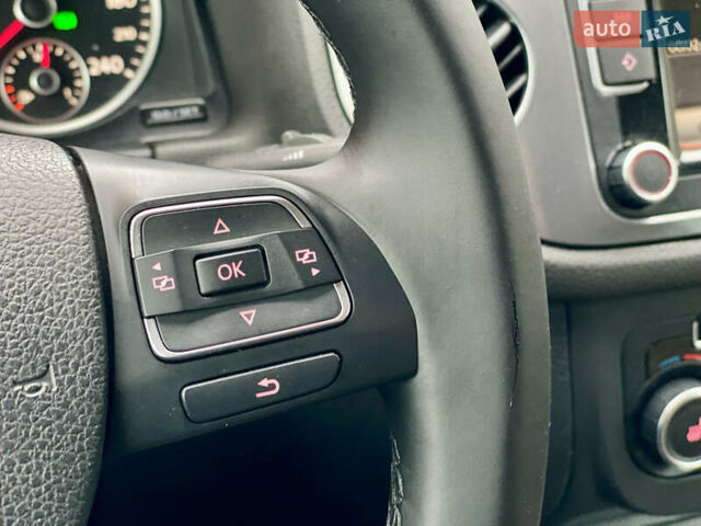 Белый Фольксваген Тигуан, объемом двигателя 2 л и пробегом 236 тыс. км за 13500 $, фото 41 на Automoto.ua