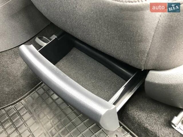 Білий Фольксваген Тігуан, об'ємом двигуна 2 л та пробігом 165 тис. км за 13600 $, фото 63 на Automoto.ua