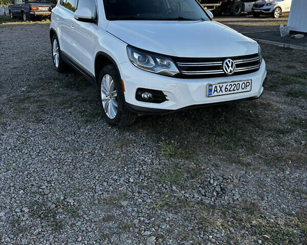 Белый Фольксваген Тигуан, объемом двигателя 1.98 л и пробегом 229 тыс. км за 13500 $, фото 4 на Automoto.ua