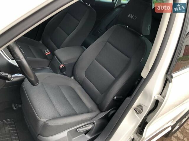 Білий Фольксваген Тігуан, об'ємом двигуна 2 л та пробігом 165 тис. км за 13600 $, фото 36 на Automoto.ua