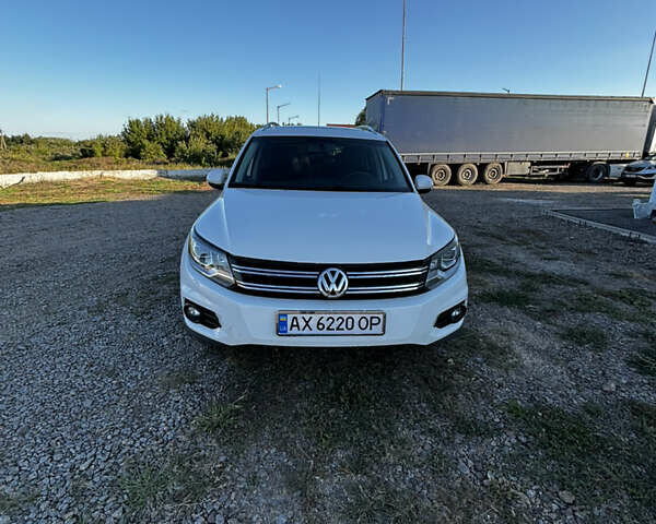 Белый Фольксваген Тигуан, объемом двигателя 1.98 л и пробегом 229 тыс. км за 13500 $, фото 31 на Automoto.ua