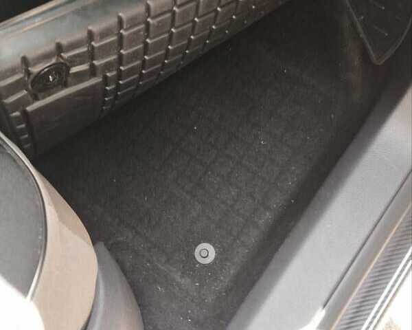 Белый Фольксваген Тигуан, объемом двигателя 2 л и пробегом 217 тыс. км за 12450 $, фото 40 на Automoto.ua