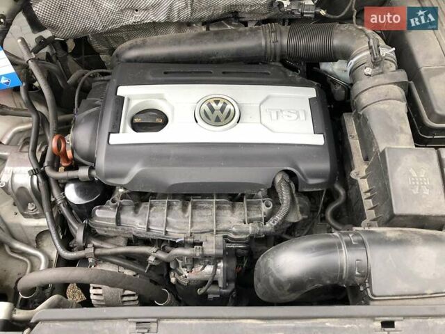 Білий Фольксваген Тігуан, об'ємом двигуна 2 л та пробігом 165 тис. км за 13600 $, фото 85 на Automoto.ua