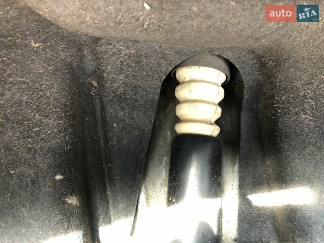 Білий Фольксваген Тігуан, об'ємом двигуна 2 л та пробігом 165 тис. км за 13600 $, фото 98 на Automoto.ua