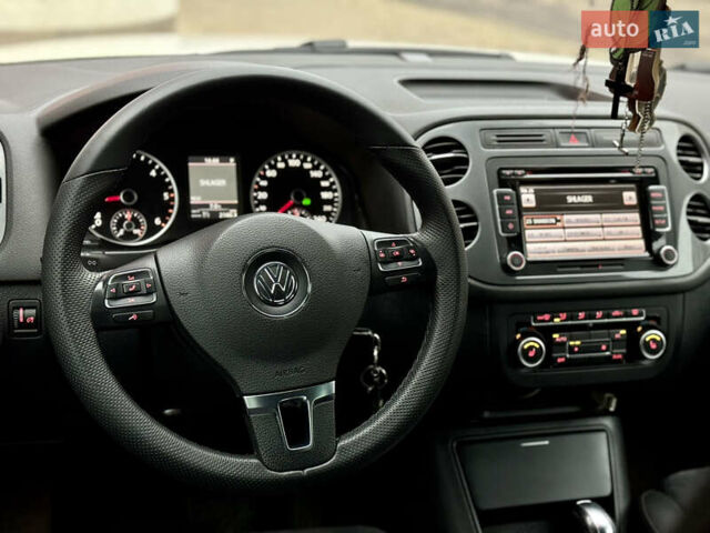 Белый Фольксваген Тигуан, объемом двигателя 1.97 л и пробегом 257 тыс. км за 14999 $, фото 27 на Automoto.ua