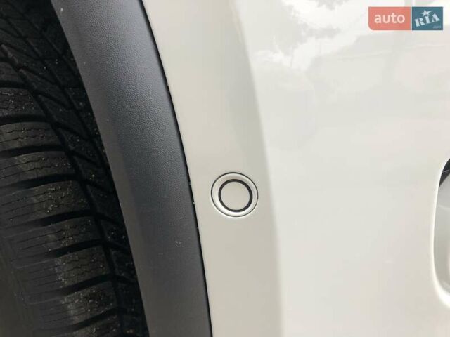 Білий Фольксваген Тігуан, об'ємом двигуна 2 л та пробігом 165 тис. км за 13600 $, фото 32 на Automoto.ua