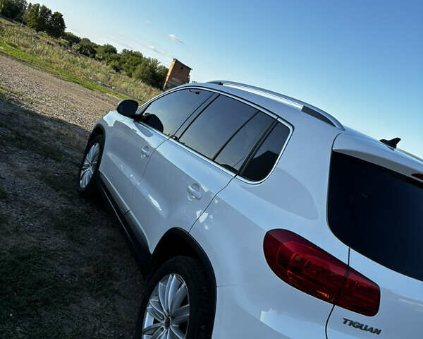 Белый Фольксваген Тигуан, объемом двигателя 1.98 л и пробегом 229 тыс. км за 13500 $, фото 47 на Automoto.ua