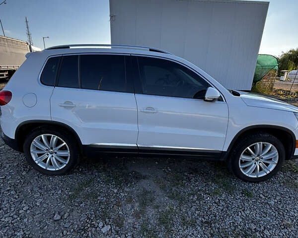 Белый Фольксваген Тигуан, объемом двигателя 1.98 л и пробегом 229 тыс. км за 13500 $, фото 36 на Automoto.ua