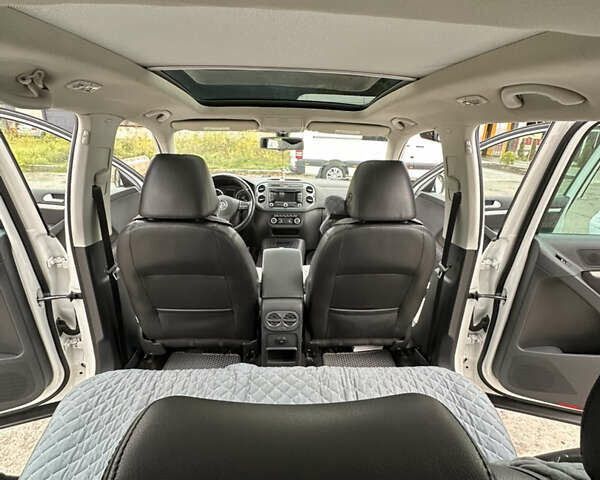 Белый Фольксваген Тигуан, объемом двигателя 1.98 л и пробегом 215 тыс. км за 12500 $, фото 11 на Automoto.ua