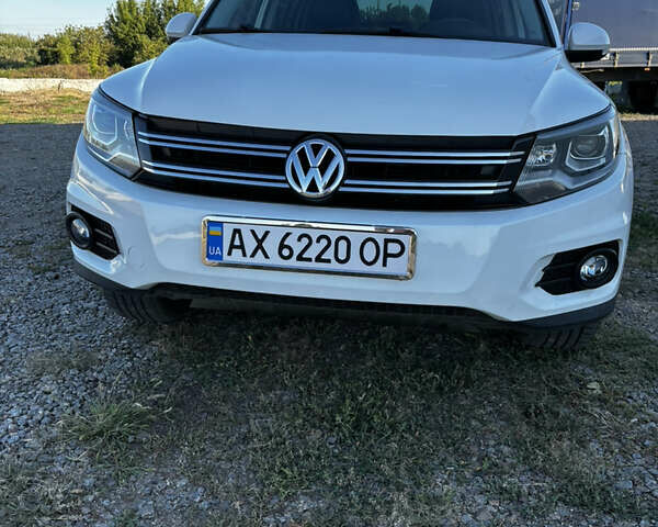 Белый Фольксваген Тигуан, объемом двигателя 1.98 л и пробегом 229 тыс. км за 13500 $, фото 42 на Automoto.ua