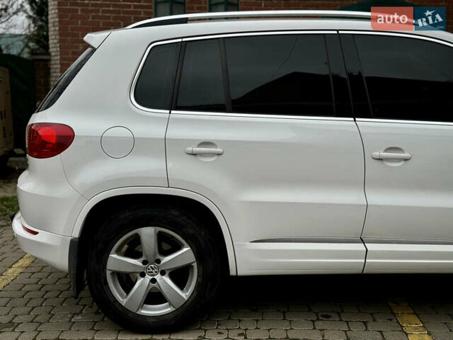 Белый Фольксваген Тигуан, объемом двигателя 1.97 л и пробегом 257 тыс. км за 14999 $, фото 17 на Automoto.ua