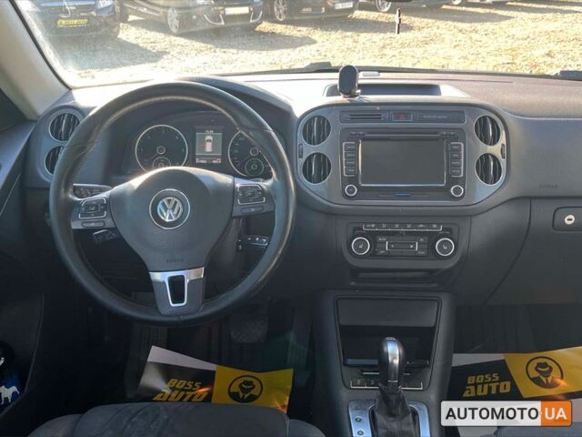 Белый Фольксваген Тигуан, объемом двигателя 2 л и пробегом 203 тыс. км за 15999 $, фото 14 на Automoto.ua