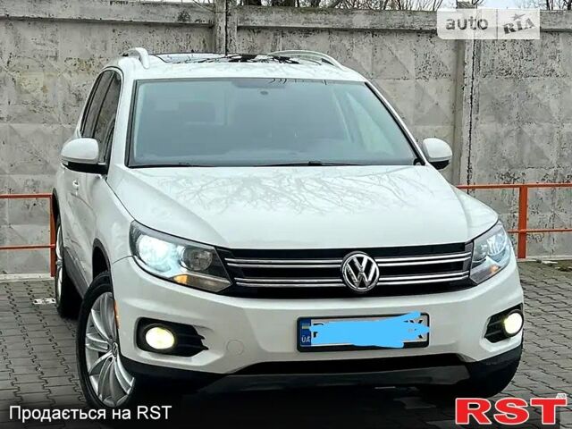 Белый Фольксваген Тигуан, объемом двигателя 2 л и пробегом 153 тыс. км за 12500 $, фото 2 на Automoto.ua
