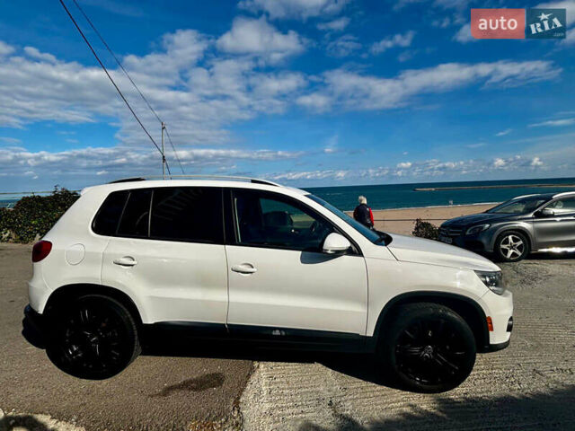 Белый Фольксваген Тигуан, объемом двигателя 1.98 л и пробегом 204 тыс. км за 10500 $, фото 1 на Automoto.ua