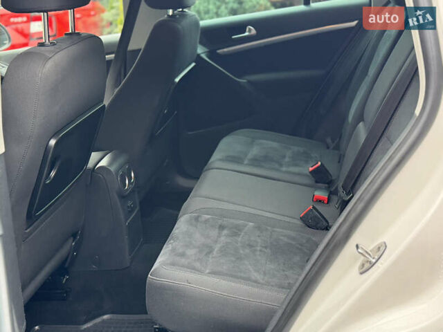 Белый Фольксваген Тигуан, объемом двигателя 1.97 л и пробегом 270 тыс. км за 12600 $, фото 19 на Automoto.ua