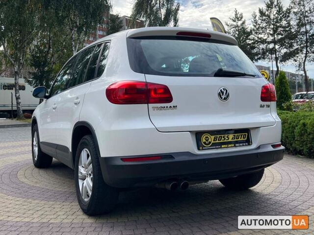 Белый Фольксваген Тигуан, объемом двигателя 2 л и пробегом 232 тыс. км за 10700 $, фото 4 на Automoto.ua