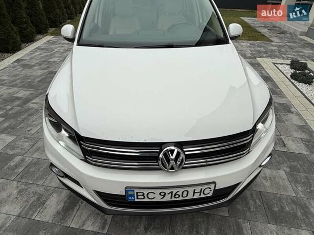 Белый Фольксваген Тигуан, объемом двигателя 2 л и пробегом 142 тыс. км за 12999 $, фото 50 на Automoto.ua