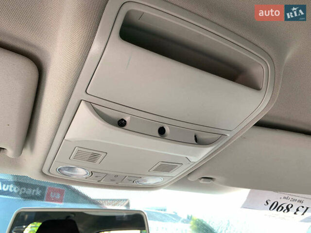 Білий Фольксваген Тігуан, об'ємом двигуна 2 л та пробігом 208 тис. км за 13890 $, фото 33 на Automoto.ua