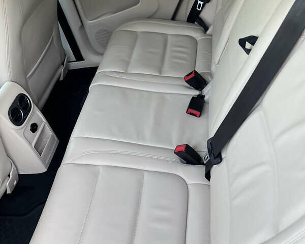 Белый Фольксваген Тигуан, объемом двигателя 1.98 л и пробегом 244 тыс. км за 13500 $, фото 32 на Automoto.ua