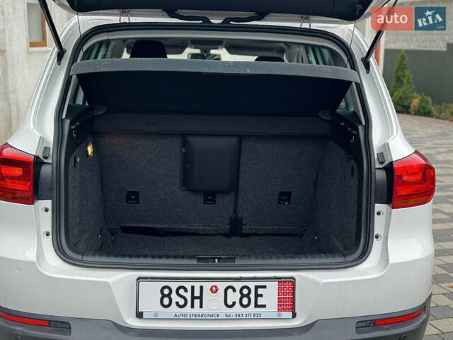 Белый Фольксваген Тигуан, объемом двигателя 1.97 л и пробегом 270 тыс. км за 12600 $, фото 12 на Automoto.ua