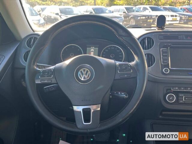Белый Фольксваген Тигуан, объемом двигателя 2 л и пробегом 203 тыс. км за 15999 $, фото 15 на Automoto.ua