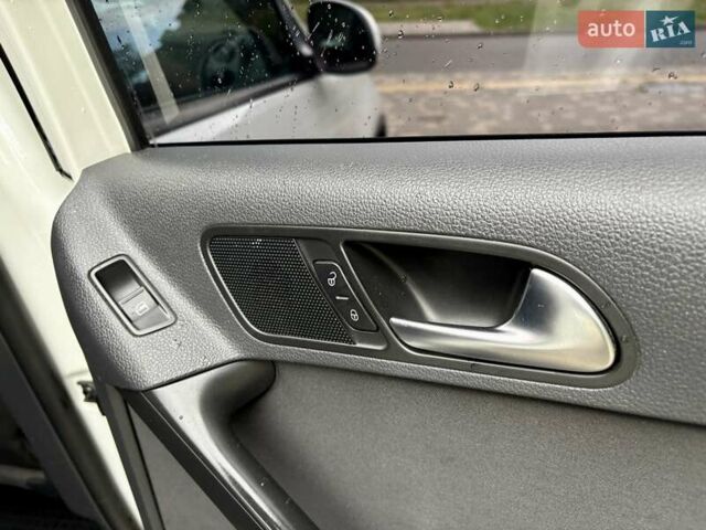 Білий Фольксваген Тігуан, об'ємом двигуна 1.98 л та пробігом 143 тис. км за 10400 $, фото 32 на Automoto.ua