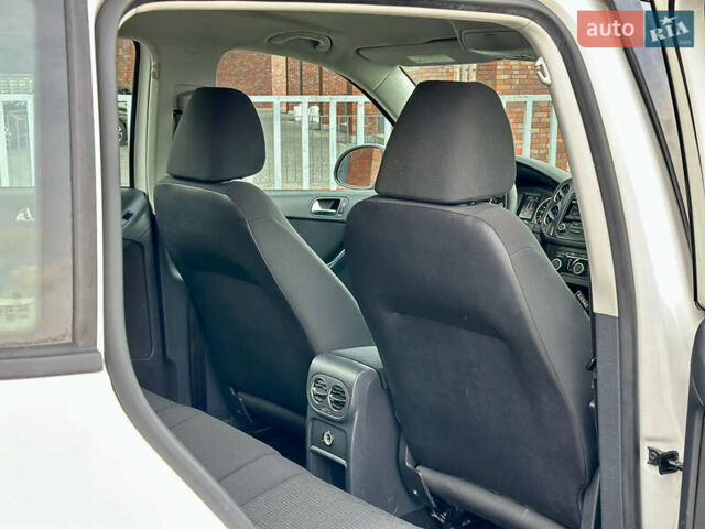 Белый Фольксваген Тигуан, объемом двигателя 1.98 л и пробегом 199 тыс. км за 11499 $, фото 24 на Automoto.ua