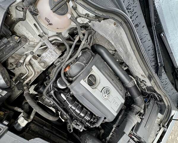 Білий Фольксваген Тігуан, об'ємом двигуна 1.98 л та пробігом 143 тис. км за 10400 $, фото 43 на Automoto.ua