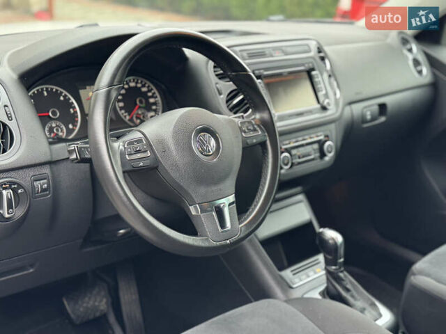 Белый Фольксваген Тигуан, объемом двигателя 1.97 л и пробегом 270 тыс. км за 12600 $, фото 25 на Automoto.ua