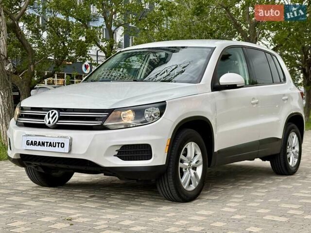 Білий Фольксваген Тігуан, об'ємом двигуна 1.98 л та пробігом 143 тис. км за 10400 $, фото 6 на Automoto.ua