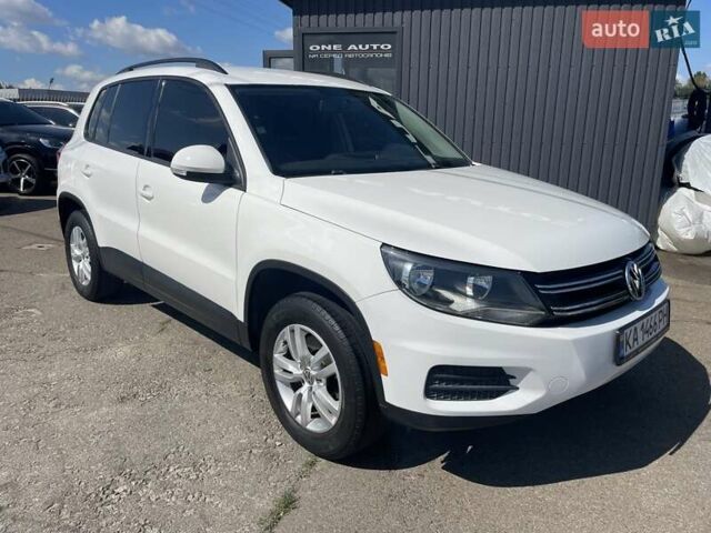 Белый Фольксваген Тигуан, объемом двигателя 1.98 л и пробегом 220 тыс. км за 12850 $, фото 2 на Automoto.ua