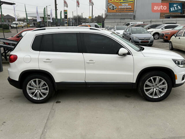 Білий Фольксваген Тігуан, об'ємом двигуна 1.98 л та пробігом 195 тис. км за 10900 $, фото 4 на Automoto.ua