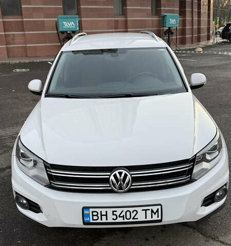 Білий Фольксваген Тігуан, об'ємом двигуна 2 л та пробігом 91 тис. км за 14900 $, фото 1 на Automoto.ua
