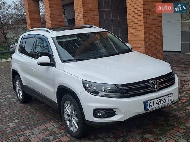 Білий Фольксваген Тігуан, об'ємом двигуна 2 л та пробігом 107 тис. км за 17000 $, фото 32 на Automoto.ua