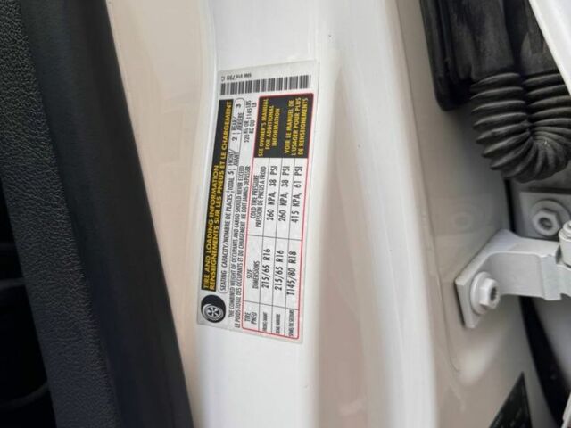 Белый Фольксваген Тигуан, объемом двигателя 2 л и пробегом 250 тыс. км за 10900 $, фото 12 на Automoto.ua