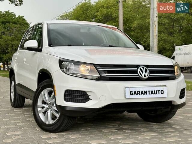 Білий Фольксваген Тігуан, об'ємом двигуна 1.98 л та пробігом 143 тис. км за 10400 $, фото 10 на Automoto.ua