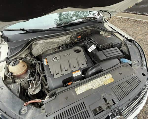 Білий Фольксваген Тігуан, об'ємом двигуна 2 л та пробігом 200 тис. км за 15300 $, фото 22 на Automoto.ua