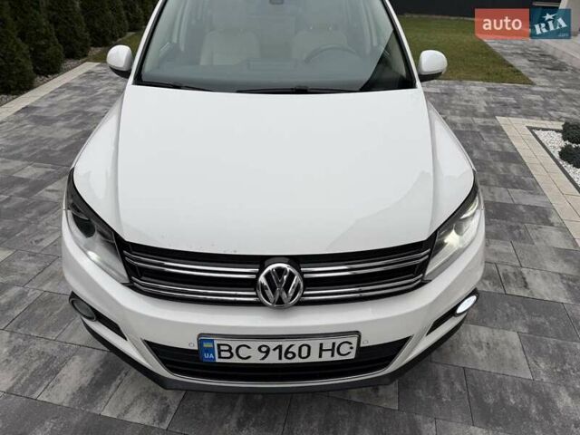 Белый Фольксваген Тигуан, объемом двигателя 2 л и пробегом 142 тыс. км за 12999 $, фото 3 на Automoto.ua