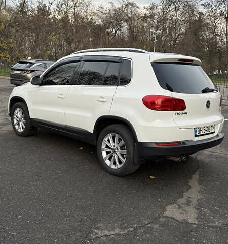 Білий Фольксваген Тігуан, об'ємом двигуна 2 л та пробігом 91 тис. км за 14900 $, фото 4 на Automoto.ua