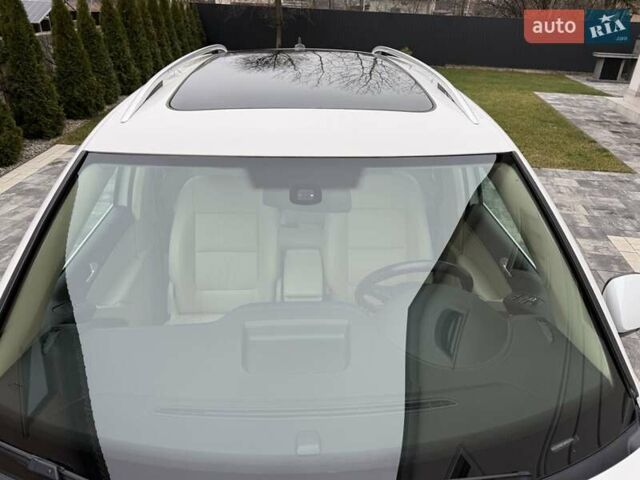 Белый Фольксваген Тигуан, объемом двигателя 2 л и пробегом 142 тыс. км за 12999 $, фото 7 на Automoto.ua